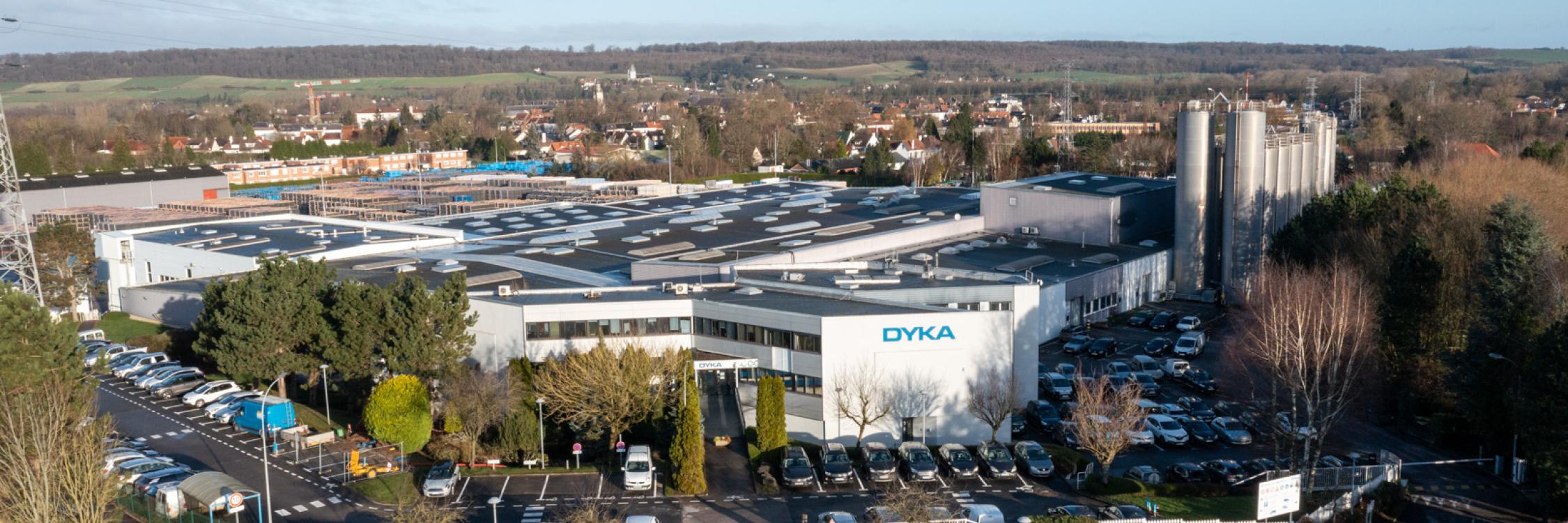 Vue de drone de l'usine de DYKA à Hesdin Sainte Austreberthe