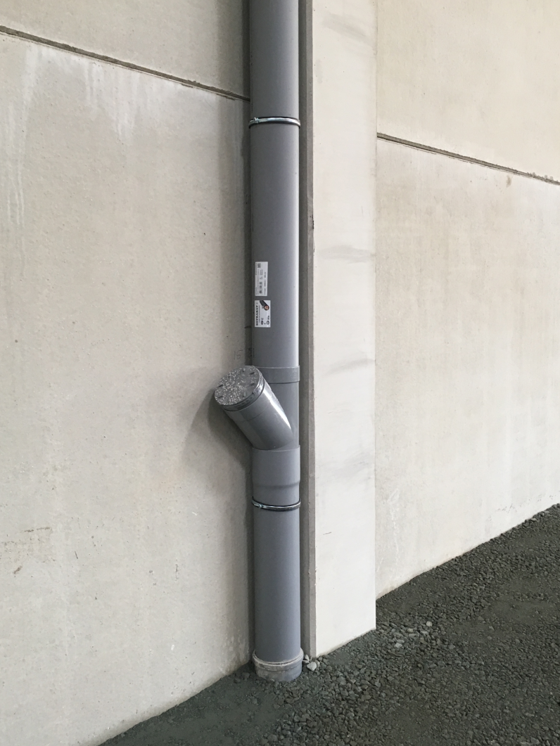 DEP Gravitaire préfabriquée en PVC gris avec raccord pour inspectabilité